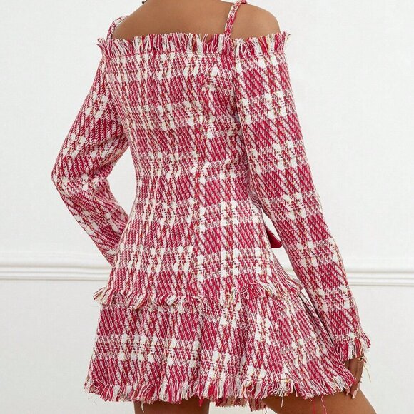 Red Elegant Women's Off-Shoulder Collar Raw Hem Detail Tweed Jacket And Skirt - Picture 2 of 5